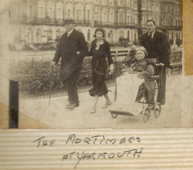 TheMortimersAtYarmouth